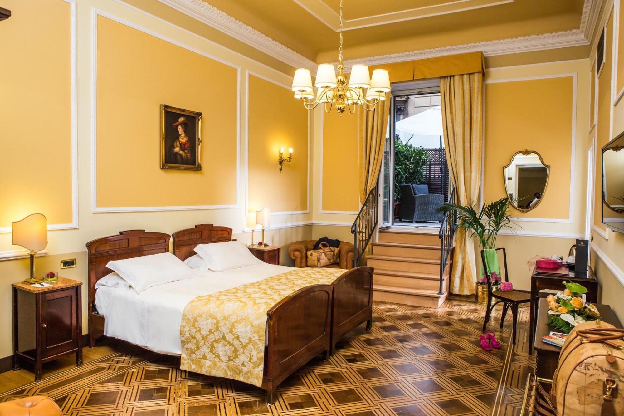 Hotel Bristol Palace Генуя Экстерьер фото